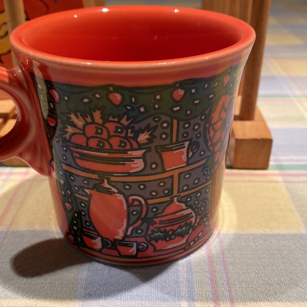 Fiestaware persimmon Christmas mug made for Betty Crocker. Perfect condition - Picture 3 of 6